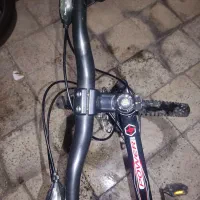 دوچرخه|دوچرخه، اسکیت، اسکوتر|ری, شهادت|دیوار