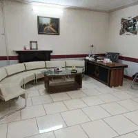 یک جفت مبل چرم