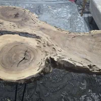 میز چوب گردو