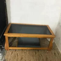 مبل ۴نفره با یک عددعسلی|مبلمان خانگی و میز عسلی|رشت, استقامت ۲|دیوار