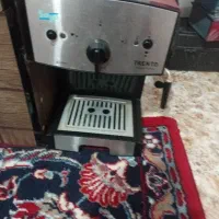 قهوه ساز خانگی ایتالیا ی در حد نو با رویت خریدار