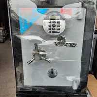 گاوصندوق ۱.۷۰۰toman/ گاو صندوق مدل 1700DKR|ابزارآلات|تهران, خلیج فارس|دیوار