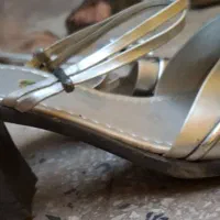 تعدادی کفش مجلسی و اسپرت تمیز و سالم|کیف، کفش، کمربند|نهاوند, |دیوار