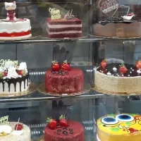 سفارش انواع شیرینی و کیک مجالس|خوردنی و آشامیدنی|رشت, فلسطین|دیوار