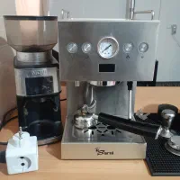 دستگاه قهوه ساز و آسیاب قهوه