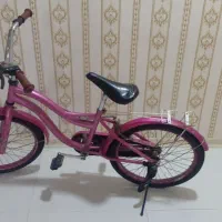 دوچرخه دخترانه ی ۱۶و۲۰|دوچرخه، اسکیت، اسکوتر|مشهد, فرهنگیان (شهرک غرب)|دیوار