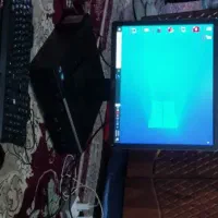 کامپیوتر همراه با مانیتور وسایل جانبی