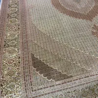 (فرش حق زاده)فرش۱۲متری۵۵رج ماهی چله حاشیه ابریشم