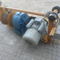 تعمیر کار تعمیر بالابر ساختمانی