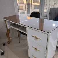 فروش آینه و کنسول ارایشگاهی دوعدد و آینه چراغدار|آرایشگاه و سالنهای زیبایی|ساری, |دیوار