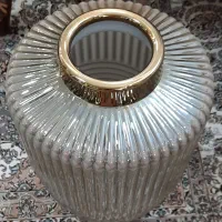 گلدان شیشه ای جدید و براق و بزرگ|صنایع دستی و سایر لوازم تزئینی|خمینی‌شهر, |دیوار