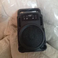 اسپیکر کوچک سه اینچ آکبند جعبه داردرقص نور دارد|سیستم صوتی خانگی|تهران, علم و صنعت|دیوار