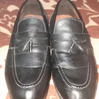 چند جفت کفش مردونه ودخترانه در حد نو