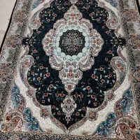 فرش مدل گیسوی زمینه سرمه ای کاشان