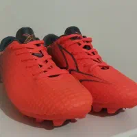 کفش فوتبال اورجینال کاملا نو سایز ۳۸ Kinetix