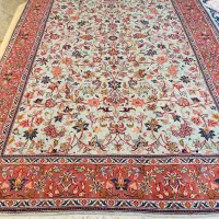 فرش دستباف کار کرده در حد نو