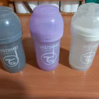 شیشه شیر توییست شیک