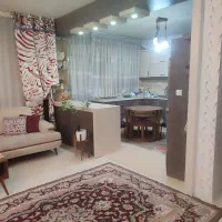 ۱۲۰ متر . شیک . طبقه اول . اندیشه