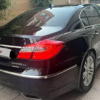 ((جنسیس سدان 2012))