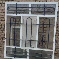 پنجره آهنی تمیز بدون پوسیدگی