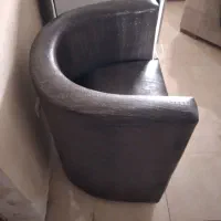 صندلی چرم قهوه ای|مبلمان خانگی و میز عسلی|رباط‌کریم, مسکن مهر آبشناسان|دیوار