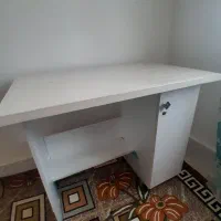 میز و صندلی چرخشی