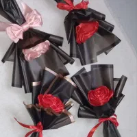 اینه و دسته گل