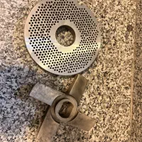 تعمیرات چرخ گوشت صنعتی حلیم زن بیفتک زن کالباس بر|خدمات پیشه و مهارت|تهران, زرکش|دیوار