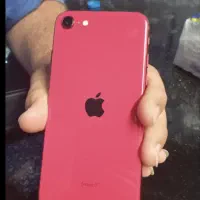 ایفونse2020