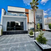 ویلای-استخردار-رویایی-در-قلب-زیباکنار