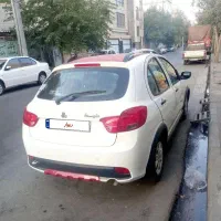 کوییک Rبدون رنگ