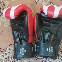 ۲جفت دستکش|تجهیزات ورزشی|ساوه, |دیوار