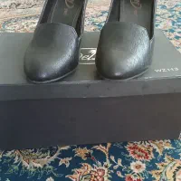 یک جفت کفش زنانه کاملا نو استفاده نشده|کیف، کفش، کمربند|پردیس, فاز ۹|دیوار