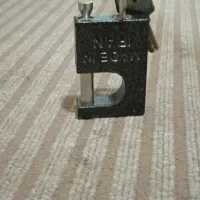 قفل‌درب‌کتابی
