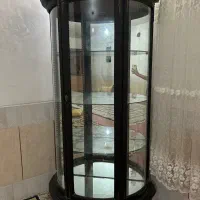 ویترین نیم دایره