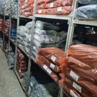 انباردار و کارگر انبار