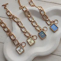 ساعت زنانه مارک شنل قفل تی 5246