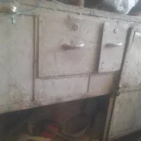 میزکار فلزی