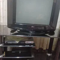 میز و تلویزیون