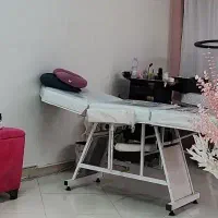 اجاره تخت و صندلی جهت کار در سالن زیبایی