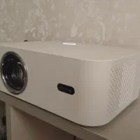 ویدئو پرژکتور wanbo فول اچ دی با کیفیت عالی