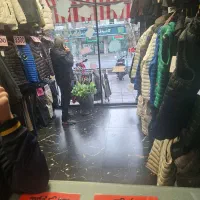 کارگر اقا جهت فروشگاه پوشاک