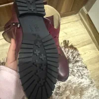 بوت چرم|کیف، کفش، کمربند|رشت, منظریه|دیوار