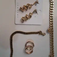 دستبند و گوشواره