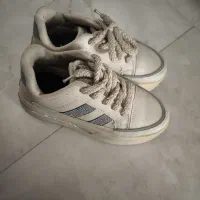 کتونی عیدانه