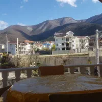 ویلا یازمین تهاتر با مغازه تهران