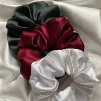 اسکرانچی ساتن