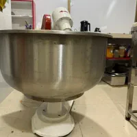 خمیرگیر صنعتی 120 کیلویی نو با گارانتی|ماشین‌آلات صنعتی|تهران, شهرک چیتگر|دیوار