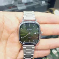 ساعت مردونه|ساعت|نیشابور, محله میدان باغات|دیوار