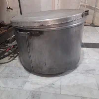 دیگ رستورانی و سینی و ابگرمکن و ترازو